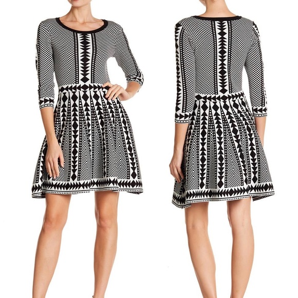 ❌SOLD❌ Black white geometric midi dress size medium - Picture 1 of 5